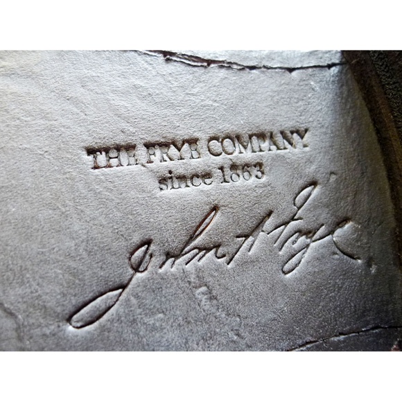 FRYE PHILLIP HARNESS BACK ZIP SHORT Leather Moto - Picture 6 of 8